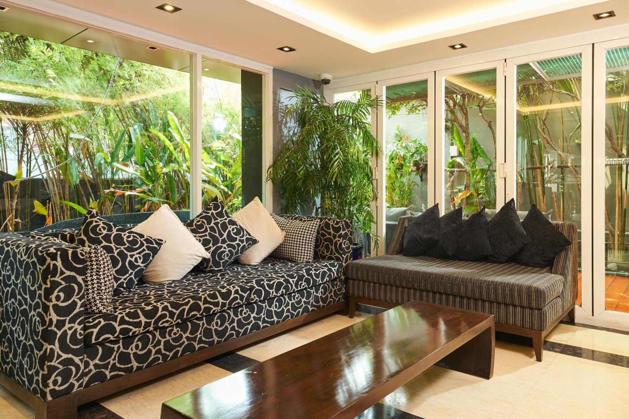 Shine Aparthotels Sukhumvit Thonglor Bangkok Exteriör bild